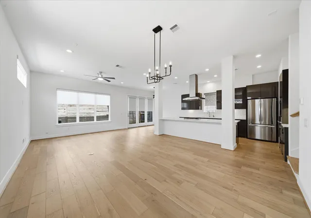 5th image of 1737 Ojeman Point Ln, Houston, TX 77055 | MLS# 43465773
