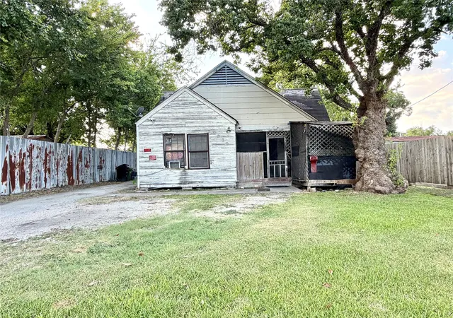 Photo 1 of Single family home for sale at 2936 Golfcrest Blvd, Houston, TX 77087 | MLS# 72676501 | Listing updated on 2026-09-09