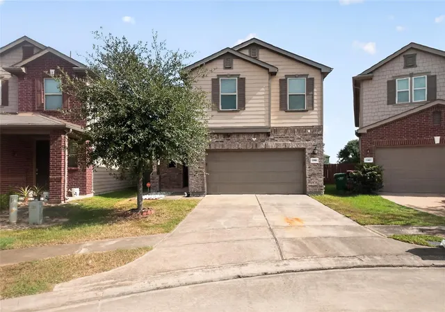 Photo 4 of Single family home for sale at 15806 Copper Oak Ln, Houston, TX 77084 | MLS# 78663691 | Listing updated on 2026-09-21