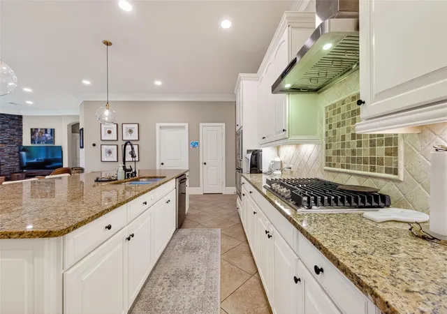 Photo 4 of Sale Pending at 27003 Camirillo Creek Ln, Katy, TX 77494 | MLS# 16224973 | Listing updated on 2026-09-10