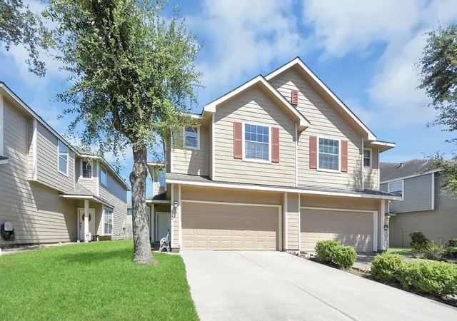 2nd image of 6209 Stoney Creek Dr, Pasadena, TX 77503 | MLS# 18587191