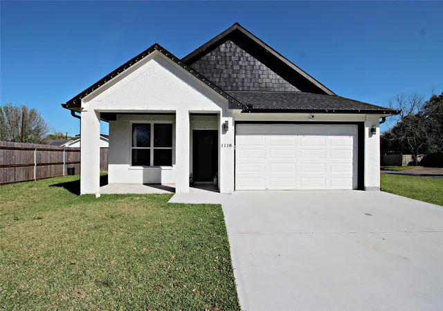 1st image of 1118 N Shepherd Dr, Baytown, TX 77520 | MLS# 17137066