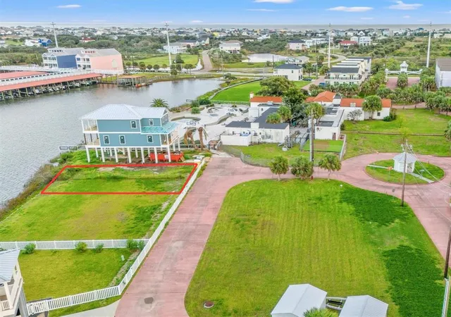 Photo 2 of Land for sale at 3531 Hudson Ct, Galveston, TX 77554 | MLS# 94903147 | Listing updated on 2026-07-28