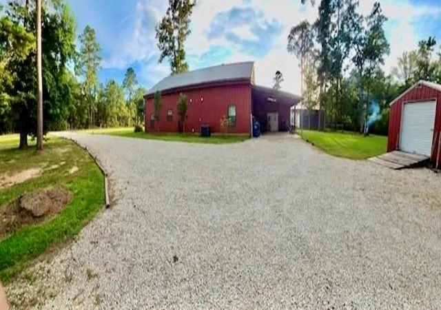 28th image of 333 Edgewood, Onalaska, TX 77360 | MLS# 41350166