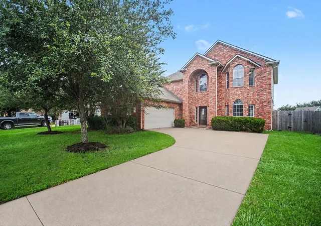 1st image of 2014 Orchard Spring Dr, Pearland, TX 77581 | MLS# 82669550