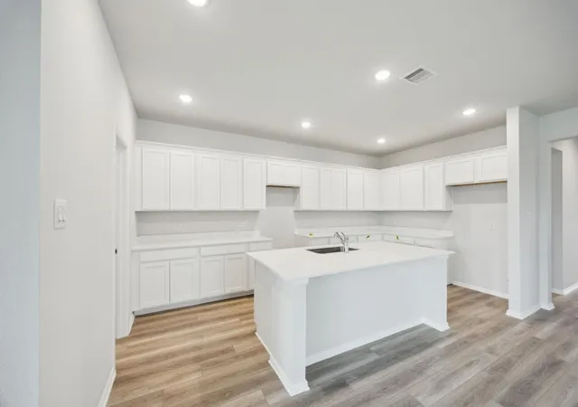 4th image of 1105 Brittany Point Dr, Huffman, TX 77336 | MLS# 76772548