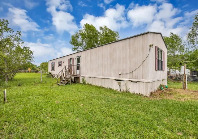Photo 12 of Single family home for sale at 335 County Rd 340, Cleveland, TX 77327 | MLS# 21378533 | Listing updated on 2026-05-13