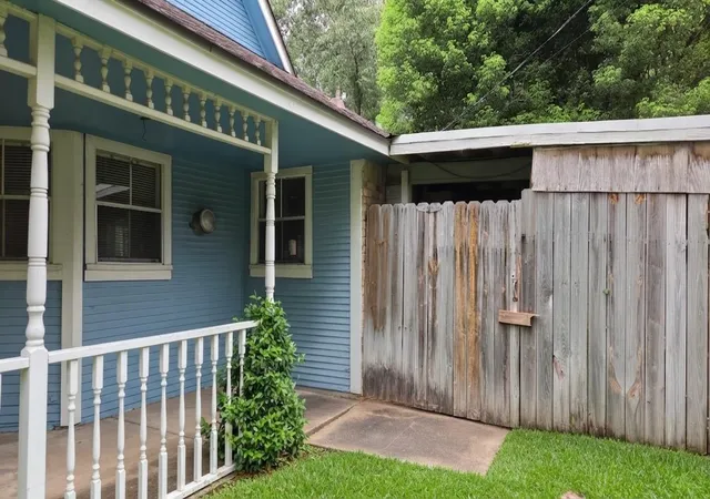 Photo 3 of Sale Pending at 24881 Country Estates Dr, New Caney, TX 77357 | MLS# 89255165 | Listing updated on 2026-09-03