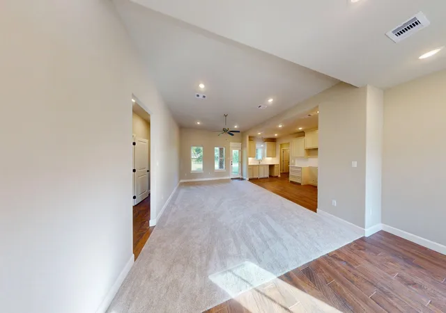 2nd image of 58 Lantana Ct, Lake Jackson, TX 77566 | MLS# 59270346