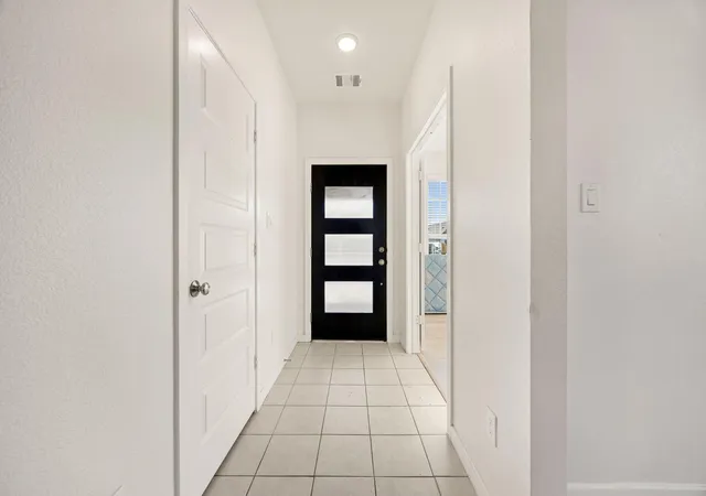 Photo 3 of Single family home for sale at 8106 Colony Chase Ct, Richmond, TX 77407 | MLS# 18328557 | Listing updated on 2026-09-15