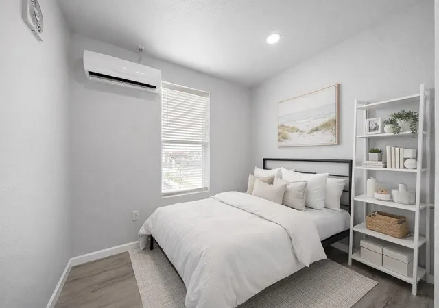 Listing Photo 5 - Condo for sale in building located at 2805 Church St, Galveston, TX 77550