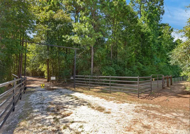 Photo 4 of Land for sale at 6517 State Hwy 21 W, Crockett, TX 75835 | MLS# 38480665 | Listing updated on 2026-08-27