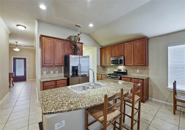 4th image of 1918 Palmetto Park Ct, Katy, TX 77493 | MLS# 75798519