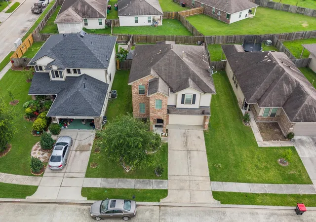 Photo 3 of Single family home for sale at 2407 Cactus Bend Dr, Humble, TX 77396 | MLS# 59068335 | Listing updated on 2026-09-05