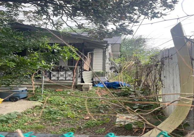 3rd image of 7330 Avenue I, Houston, TX 77011 | MLS# 9054628