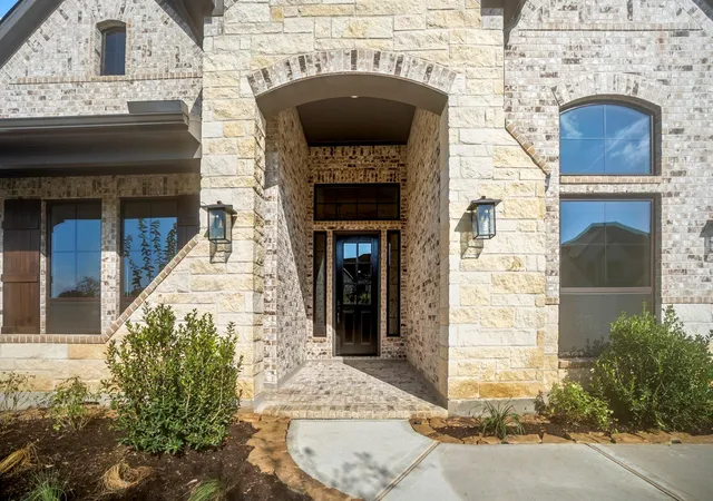 Photo 2 of Single family home for sale at 970 Boykin Way, Montgomery, TX 77316 | MLS# 29866848 | Listing updated on 2026-08-31