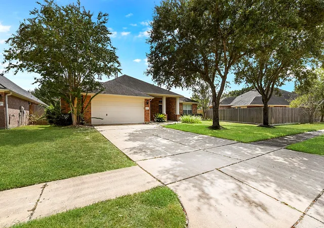 Photo 2 of Single family home for sale at 28119 Rusty Hawthorne Dr, Katy, TX 77494 | MLS# 60539613 | Listing updated on 2026-08-29