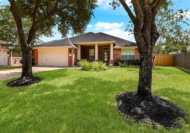 Photo 3 of Single family home for sale at 28119 Rusty Hawthorne Dr, Katy, TX 77494 | MLS# 60539613 | Listing updated on 2026-08-29