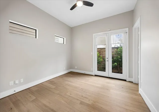 Photo 3 of Sale Pending at 1505 Truxillo St #C, Houston, TX 77004 | MLS# 4735402 | Listing updated on 2026-09-19