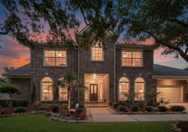 image of 11411 Gladewater Dr, Pearland, TX 77584 | MLS# 49147034