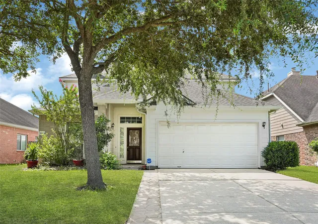 Photo 1 of Single family home for sale at 1614 Roaring Springs Ln, Seabrook, TX 77586 | MLS# 12022114 | Listing updated on 2026-08-29