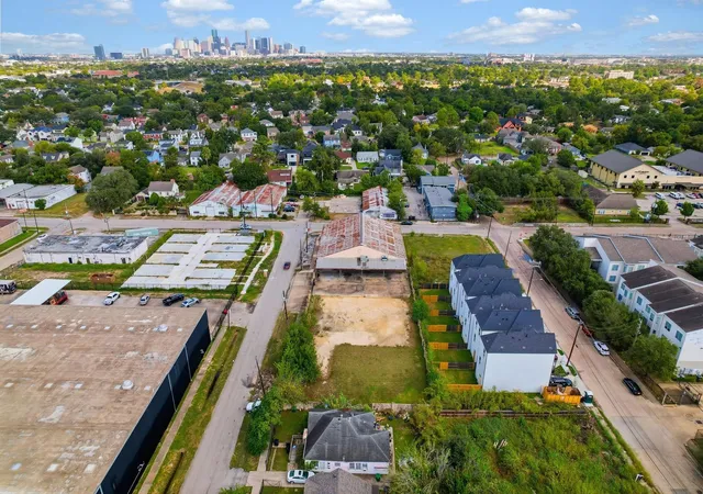 4th image of 3368 Dixie Dr, Houston, TX 77021 | MLS# 55133632