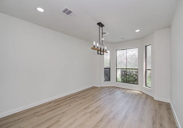 Photo 4 of Single family home for sale at 21110 Harvest Hl Ln, Houston, TX 77073 | MLS# 71832126 | Listing updated on 2026-08-24