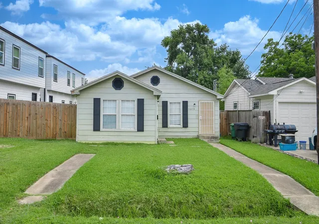 1st image of 4605 Galesburg St, Houston, TX 77051 | MLS# 92092927