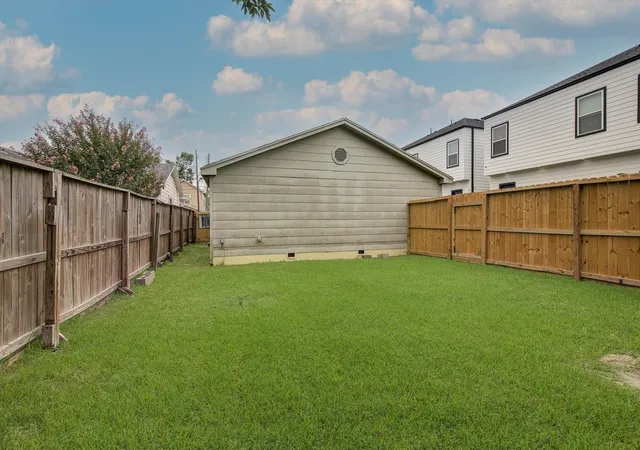 34th image of 4605 Galesburg St, Houston, TX 77051 | MLS# 92092927
