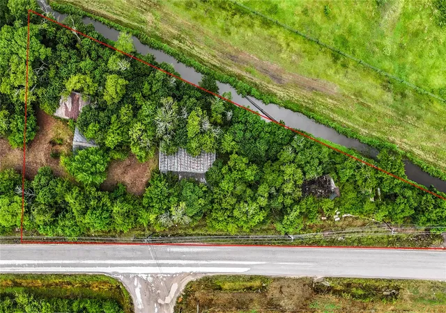 4th image of 1011 County Road 129, Alvin, TX 77511 | MLS# 46143219
