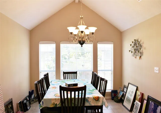 2nd image of 110 S River Dr, Columbus, TX 78934 | MLS# 62939539