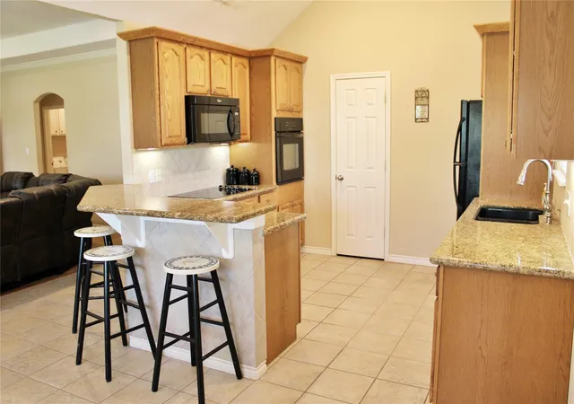 4th image of 110 S River Dr, Columbus, TX 78934 | MLS# 62939539