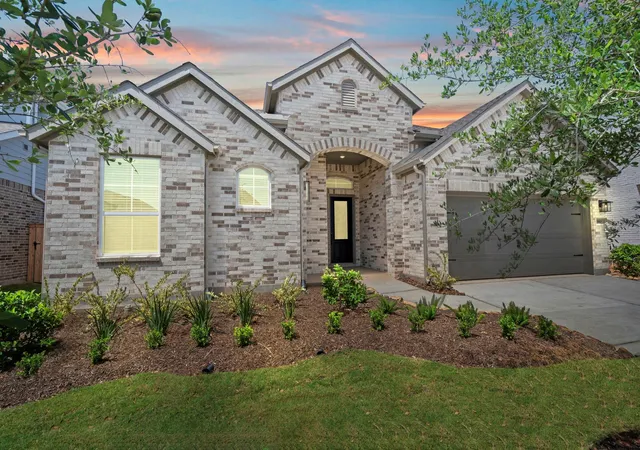 Photo 1 of Single family home for sale at 31722 Fern Grv Rd, Fulshear, TX 77423 | MLS# 48838423 | Listing updated on 2026-08-05