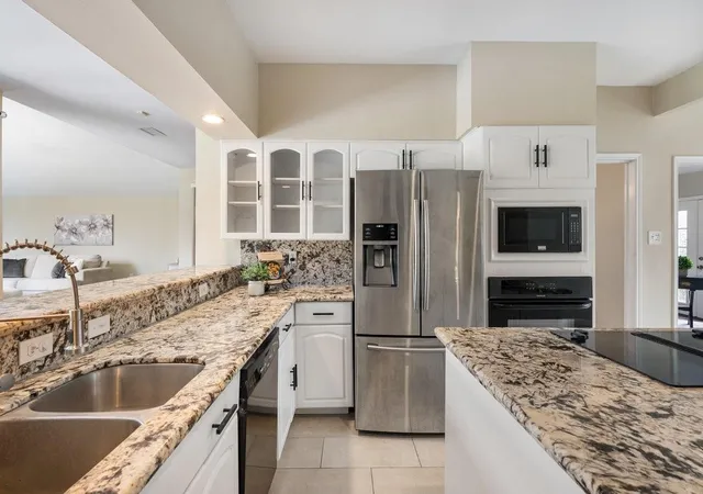 4th image of 11423 Wickersham Ln, Houston, TX 77077 | MLS# 23387165