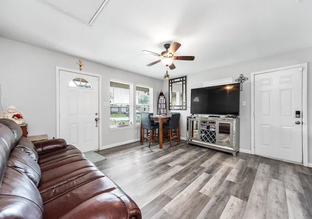 Homes for sale in Freeport, TX | 718 W 10th St, Freeport, TX 77541 | MLS# 14706666
