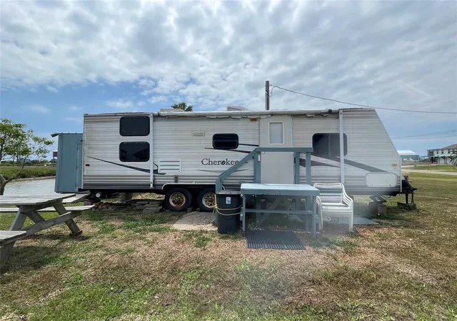 Photo 3 of Land for sale at 167 County Road 202, Bay City, TX 77414 | MLS# 98039799 | Listing updated on 2026-08-06