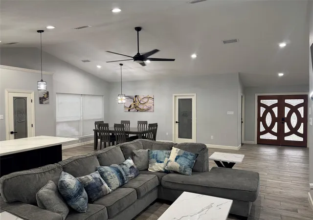 Photo 3 of Sale Pending at 11514 Camphorwood Dr, Houston, TX 77089 | MLS# 43398717 | Listing updated on 2026-08-31