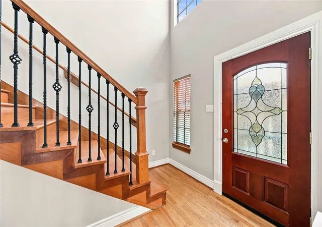 Photo 3 of Townhouse for sale at 5214 Gibson St, Houston, TX 77007 | MLS# 88366206 | Listing updated on 2026-09-12