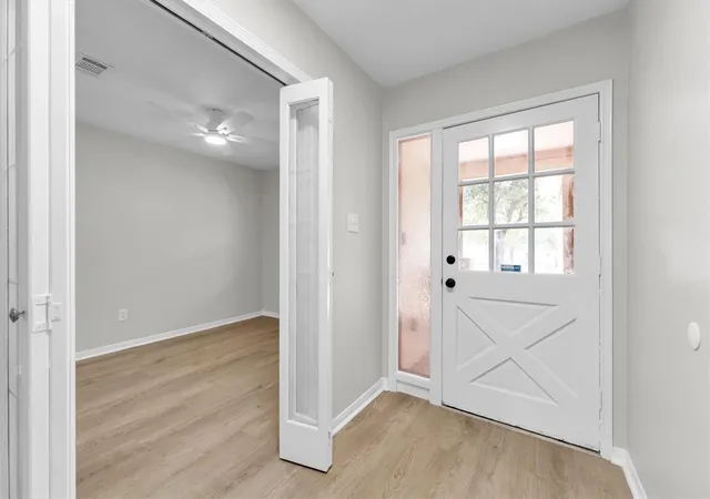 Photo 3 of Single family home for sale at 6903 River Ml Dr, Spring, TX 77379 | MLS# 23676535 | Listing updated on 2026-09-21