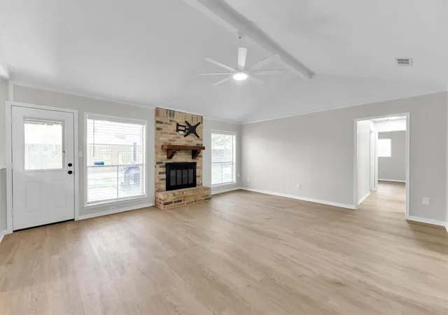 Photo 3 of Single family home for sale at 6903 River Ml Dr, Spring, TX 77379 | MLS# 23676535 | Listing updated on 2026-09-21