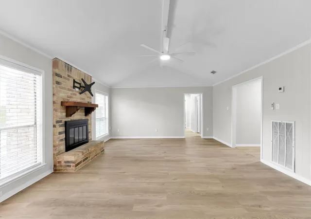 Photo 4 of Single family home for sale at 6903 River Ml Dr, Spring, TX 77379 | MLS# 23676535 | Listing updated on 2026-09-21