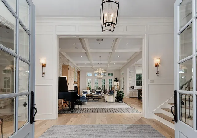 Photo 3 of Single family home for sale at 29 S Doe Run Dr, The Woodlands, TX 77380 | MLS# 74312748 | Listing updated on 2026-09-14