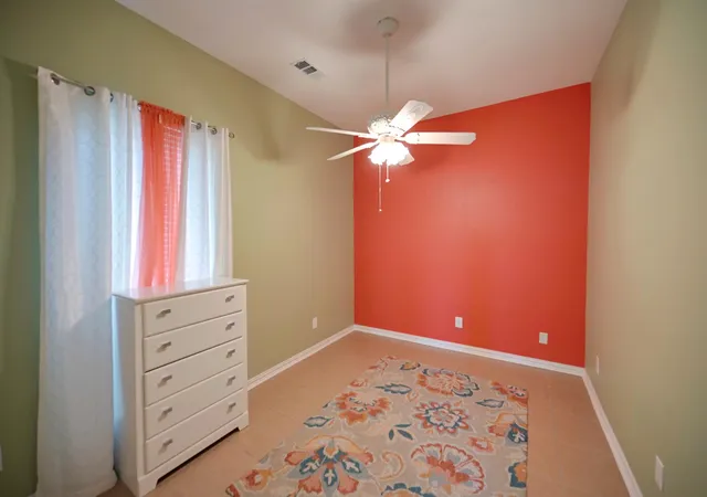 5th image of 746 San Jacinto Cir, Baytown, TX 77521 | MLS# 33185969