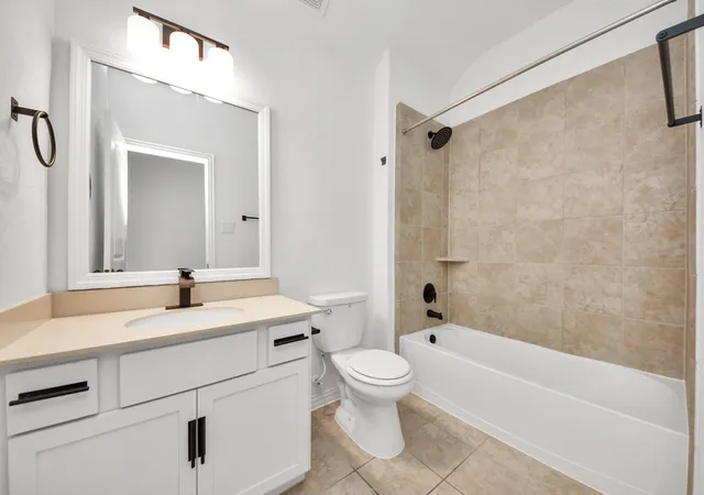 5th image of 1207 Vilamoura Ct, Crosby, TX 77532 | MLS# 66604500
