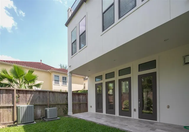 48th image of 5506 Bosque St, Houston, TX 77056 | MLS# 28432236