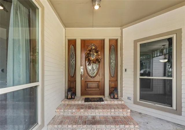 5th image of 600 Nottingham Ln, Dickinson, TX 77539 | MLS# 82357370
