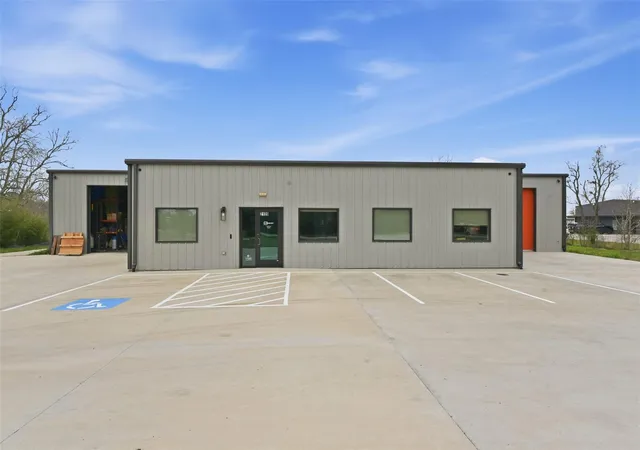 20th image of 2109 County Road 129, Pearland, TX 77581 | MLS# 14513031