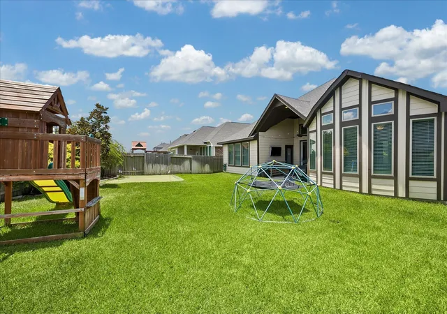 5th image of 17322 Willow Lexington Ct, Hockley, TX 77447 | MLS# 18440989