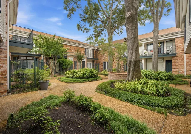Photo 2 of Condo for sale at 3400 Timmons Ln #80, Houston, TX 77027 | MLS# 11241599 | Listing updated on 2026-08-26