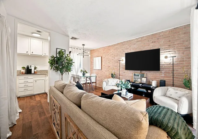 Photo 3 of Condo for sale at 3400 Timmons Ln #80, Houston, TX 77027 | MLS# 11241599 | Listing updated on 2026-08-26